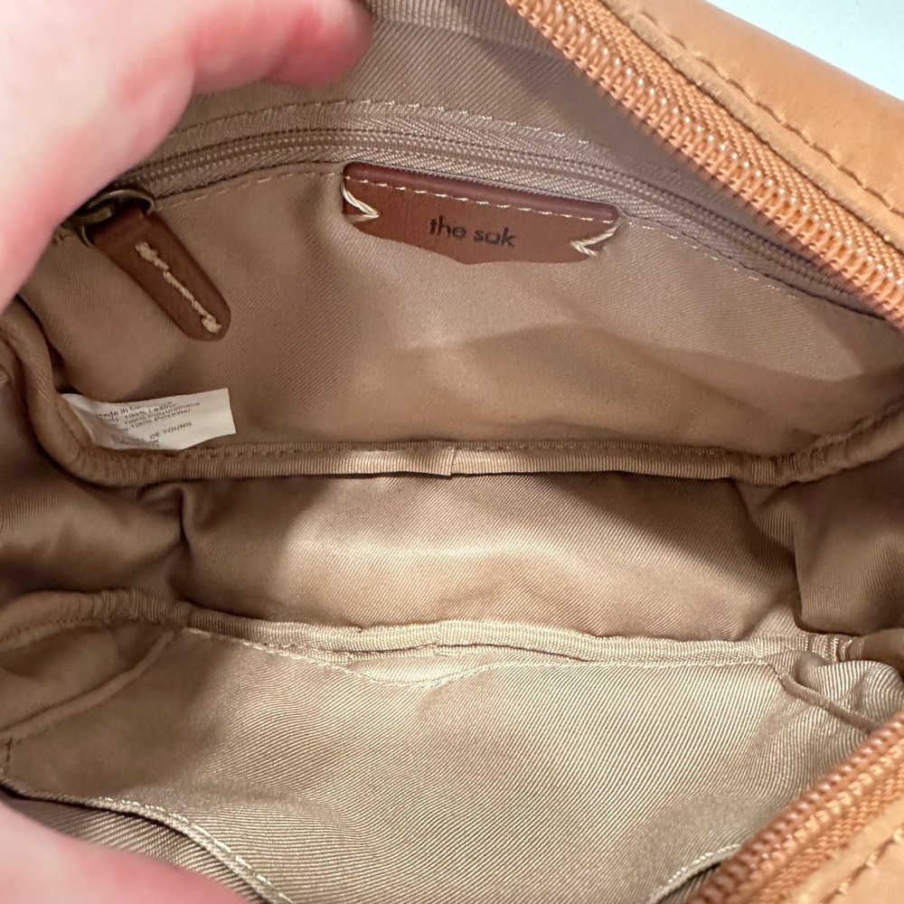 The Sak Leather De Young Crossbody Camera Bag Cognac Brown Embossed Floral Boho - Picture 7 of 9